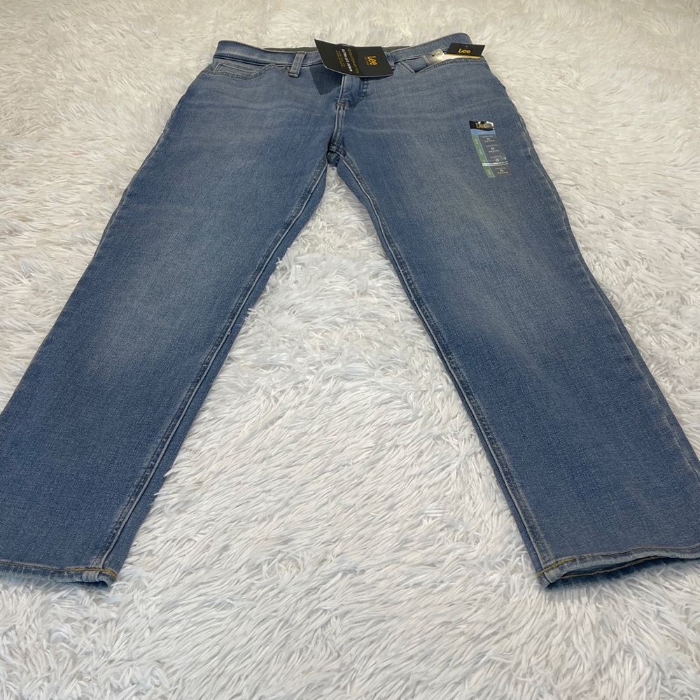 Lee SLIM FIT MID RISE Women's Classic Blue Straight Leg Jeans SIZE 8 PETITE NWT